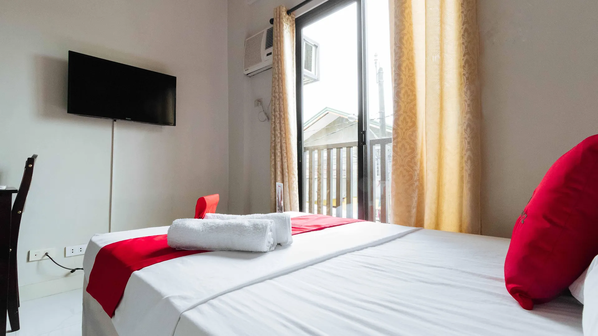 **  Reddoorz Near Naia Terminal 1 Hotel Paranaque City Philippines