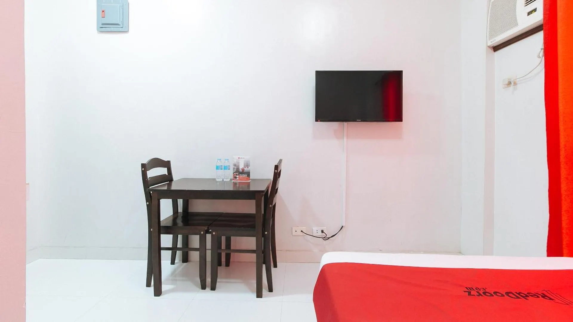 Reddoorz Near Naia Terminal 1 Hotel Paranaque City