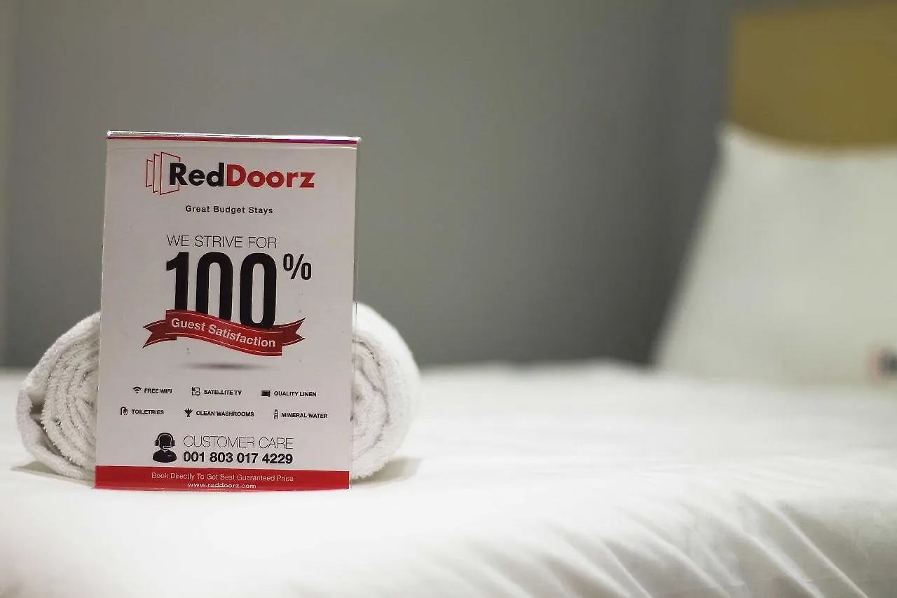 Reddoorz Near Naia Terminal 1 Hotel Paranaque City 2*,
